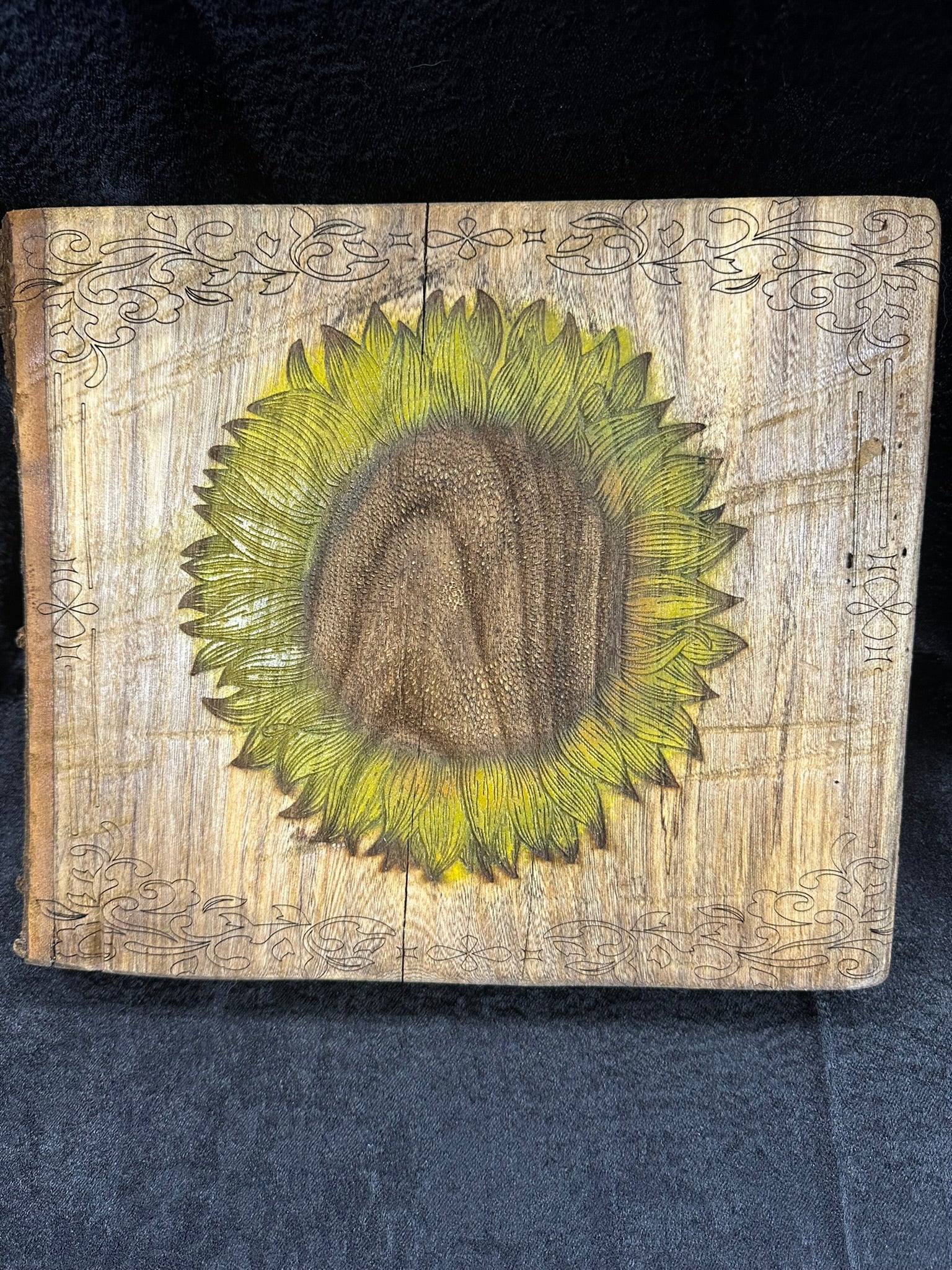 sunflower cutting board image 0